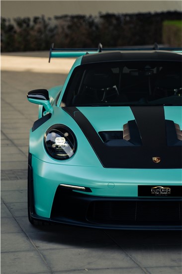 rent Porsche 911 GT3 RS (Blue) in dubai UAE