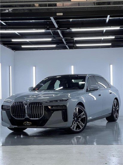 rent BMW 520i (Sky Blue) in dubai UAE