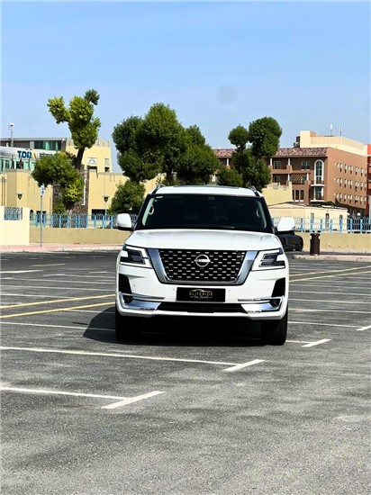 rent Nissan Patrol in dubai UAE