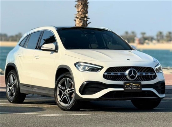 rent Mercedes GLA 250 in dubai UAE